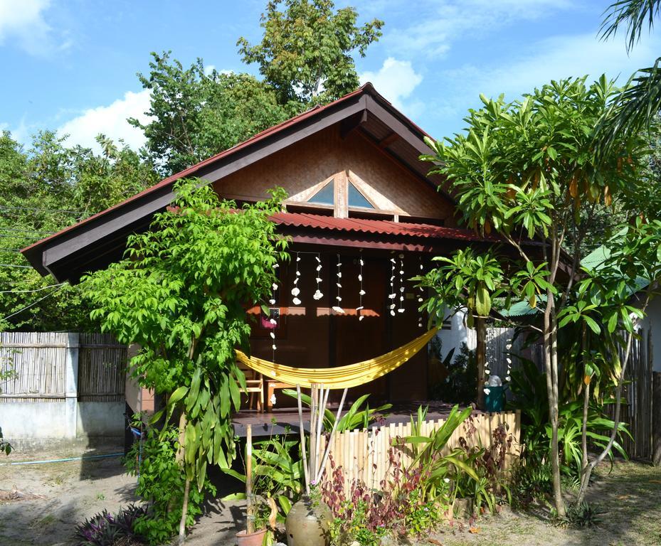 ホテル Thai Terrace Bungalow トンナイパンヤイ 部屋 写真