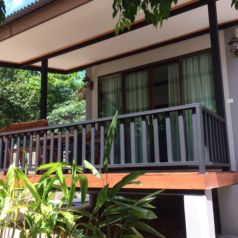 ホテル Thai Terrace Bungalow トンナイパンヤイ エクステリア 写真