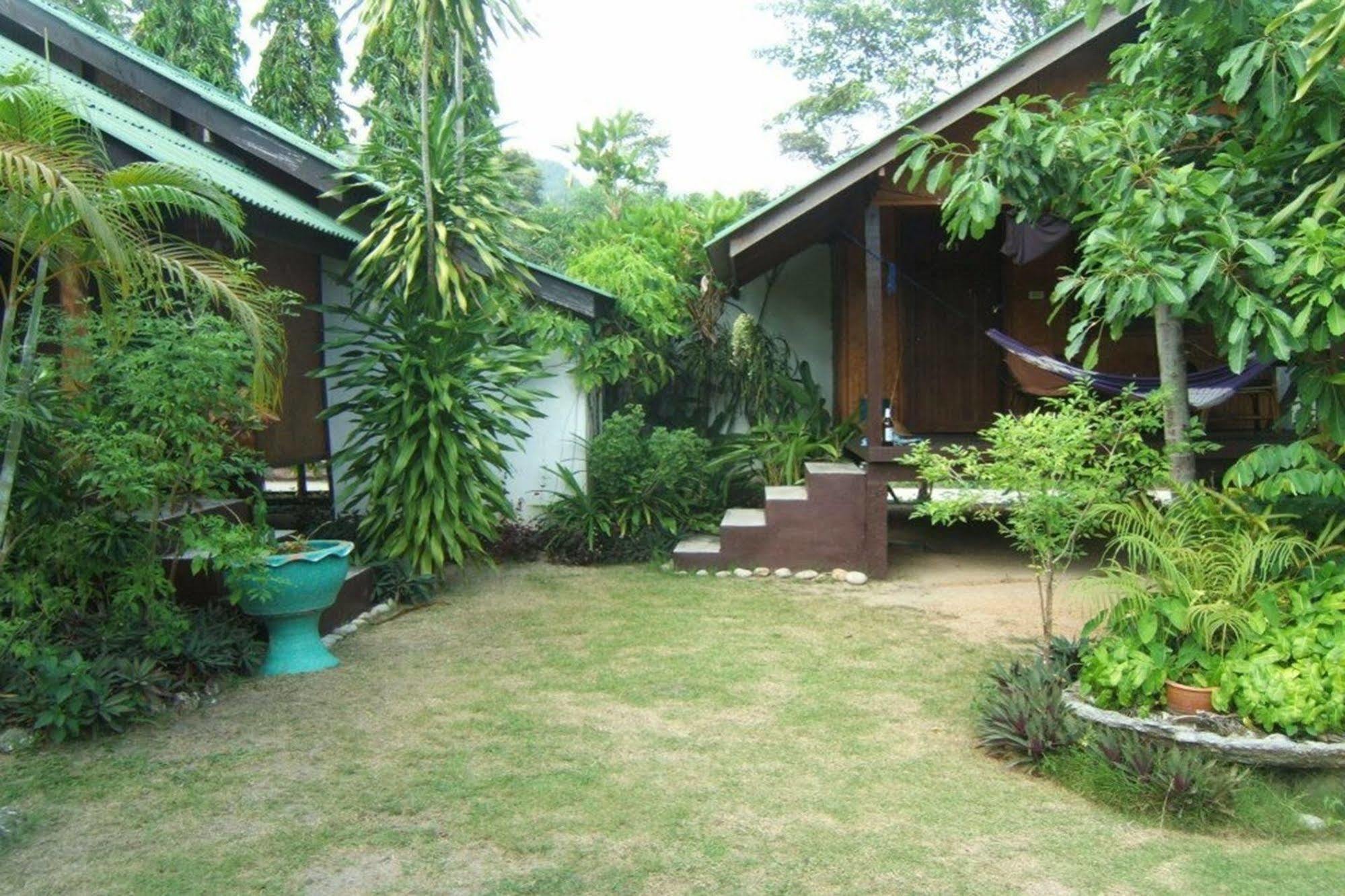 ホテル Thai Terrace Bungalow トンナイパンヤイ エクステリア 写真